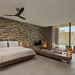 Voyage Torba Hotel *